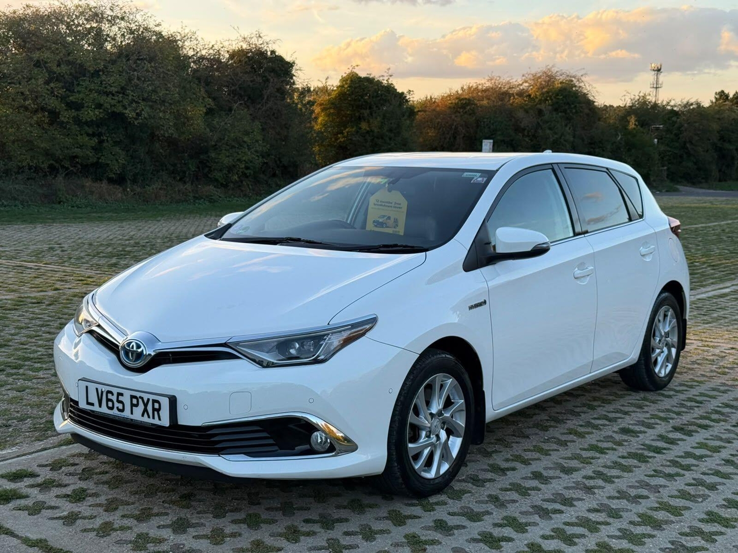 Toyota Auris 2015 - Cars