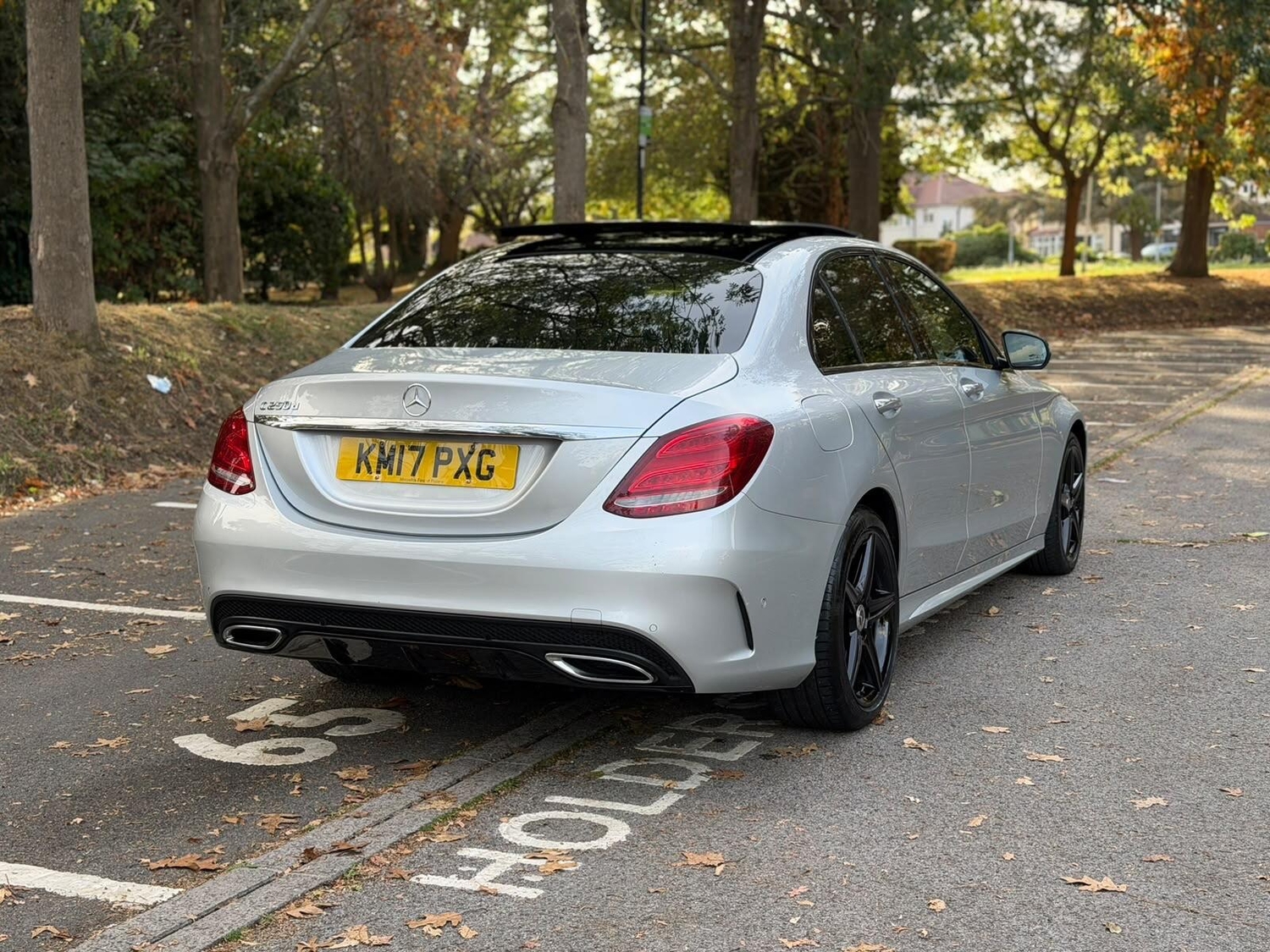[ berth ]Mercedes-Benz C Class