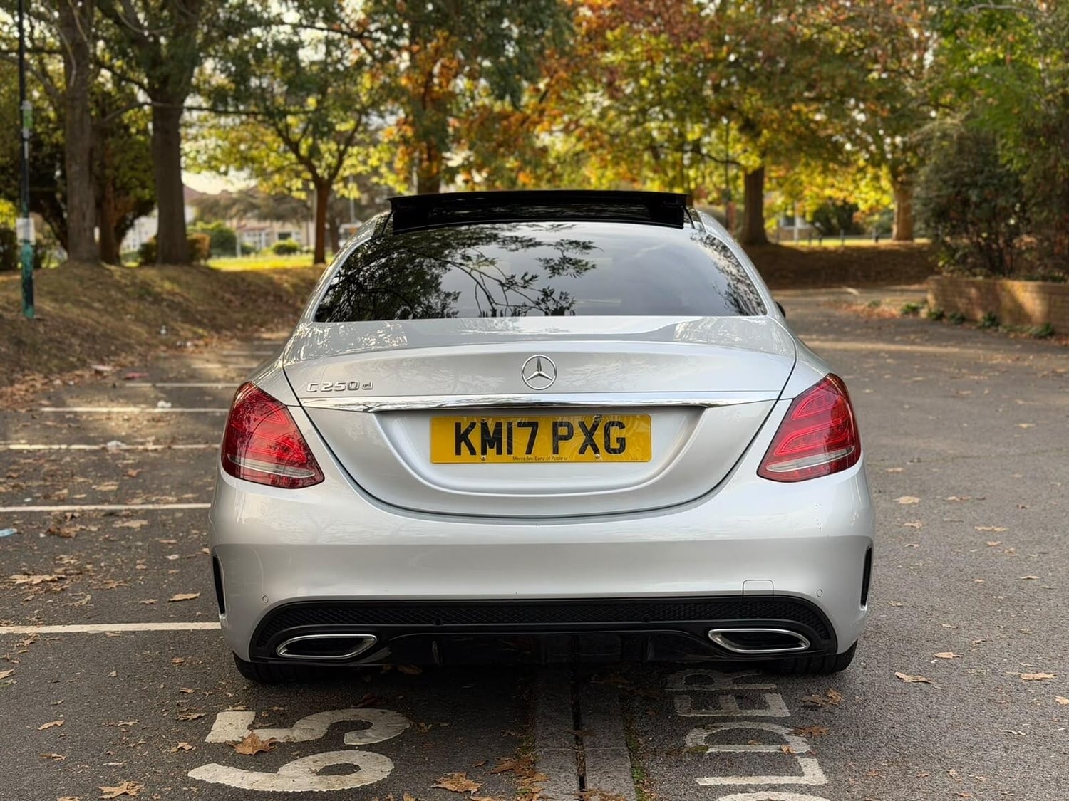 Mercedes-Benz C Class 2017 - Cars in Uxbridge