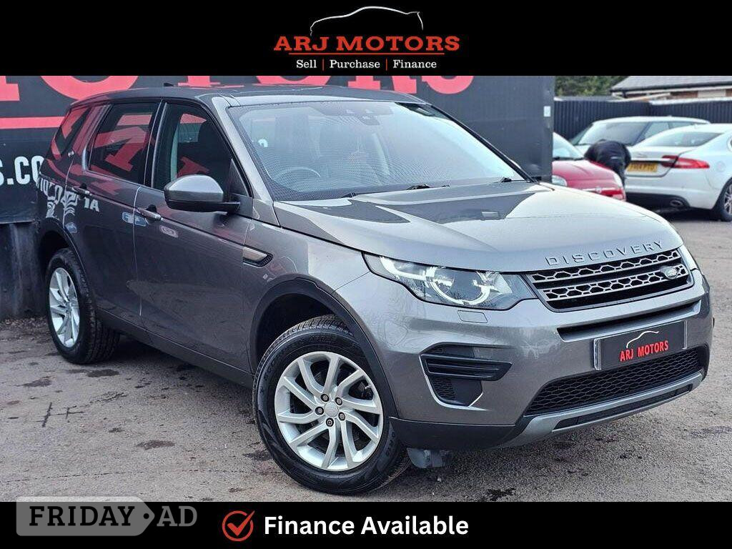 Land Rover Discovery Sport 2018 in Addlestone