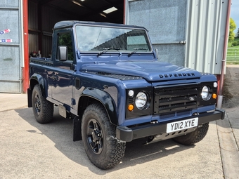 Land Rover Defender 90 2012