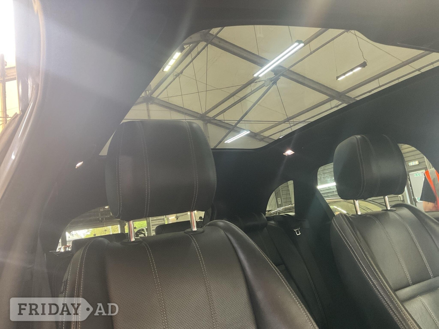 Land Rover Range Rover Velar 2019 - Cars