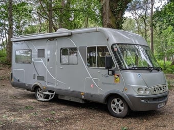 Hymer B654 - Automatic Gearbox 2005 for sale