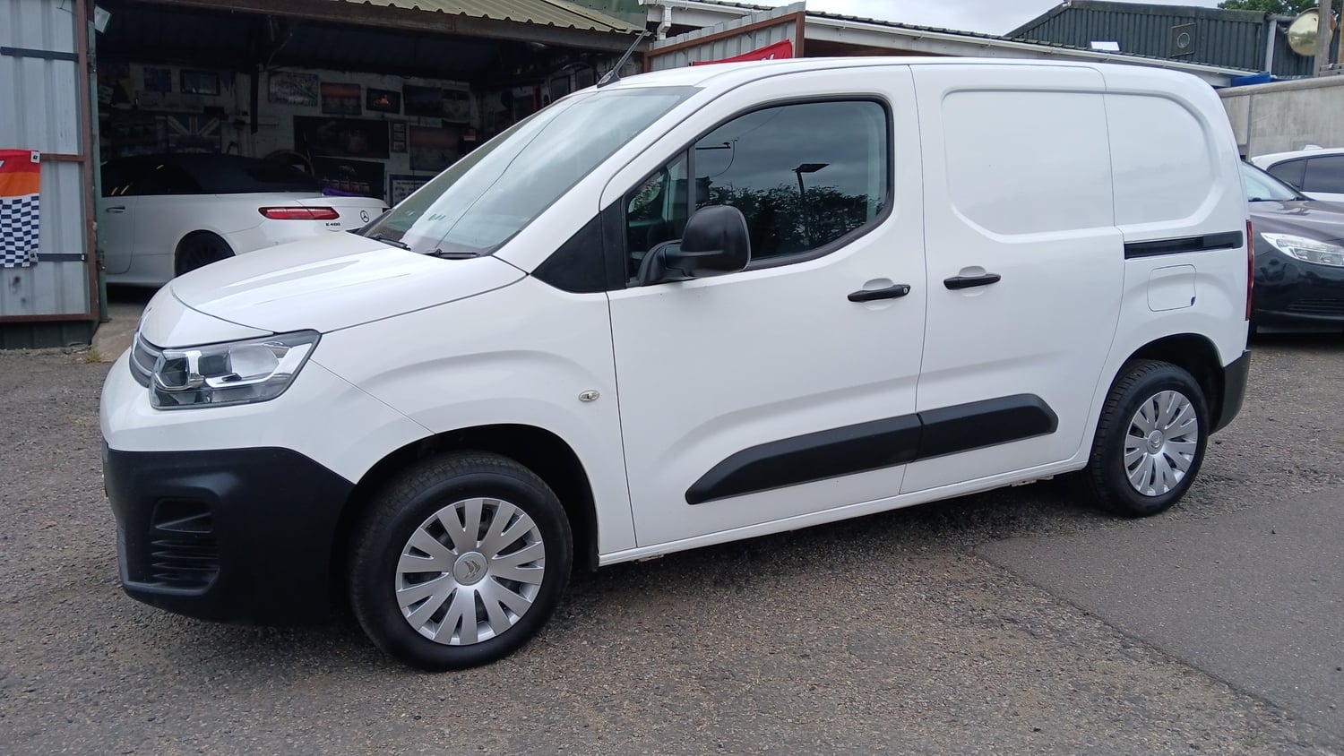 [ berth ]Citroen Berlingo