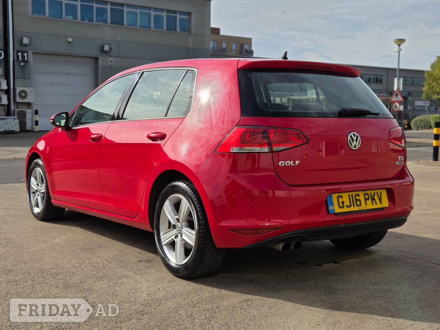 [ berth ]Volkswagen Golf