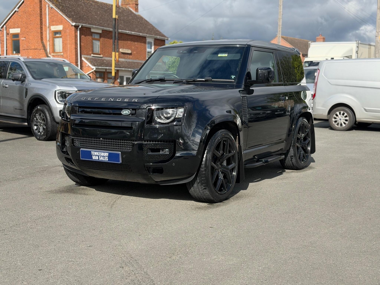 Land Rover Defender 90 2025 - Vans & Commercial Vehicles