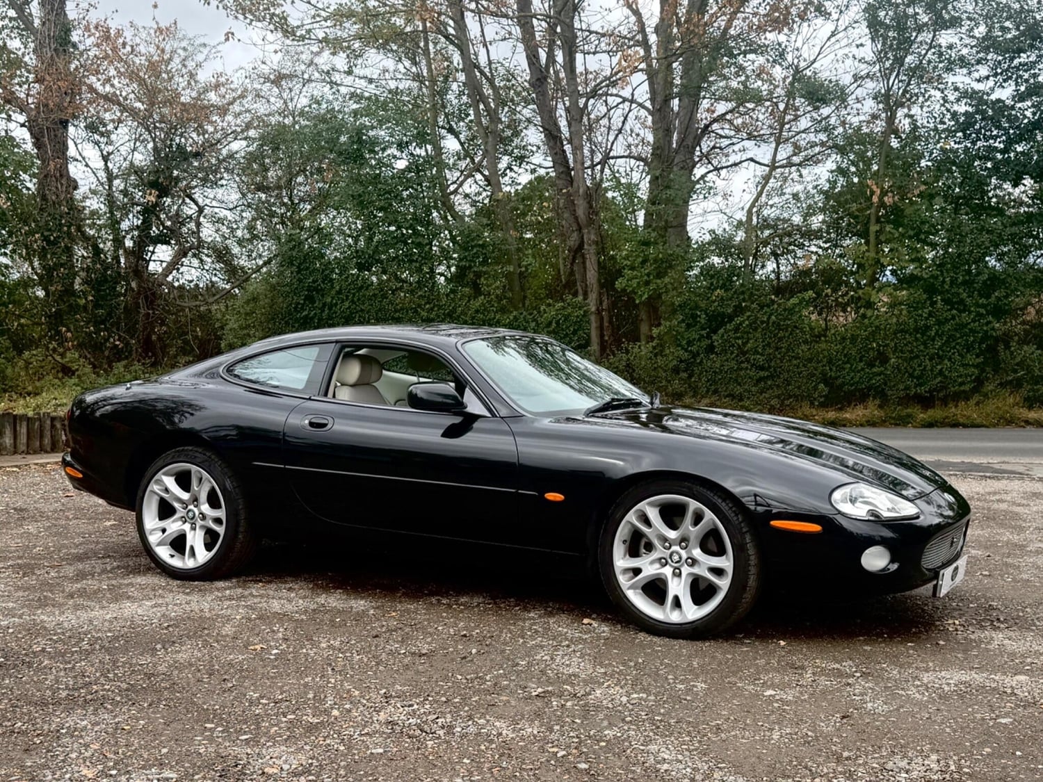Jaguar XK8 2002 - Cars in Enfield
