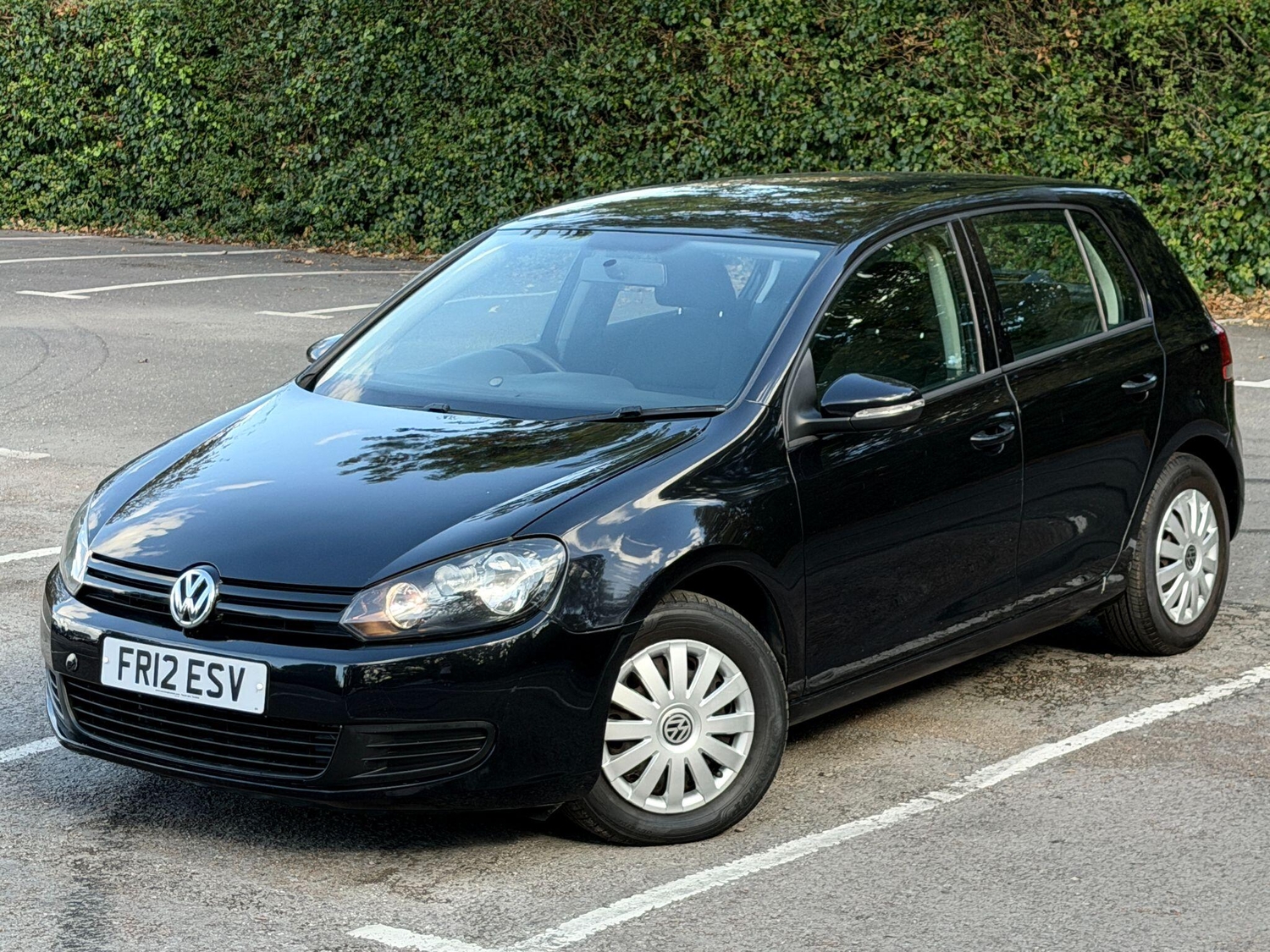 Volkswagen Golf 2012 - Cars