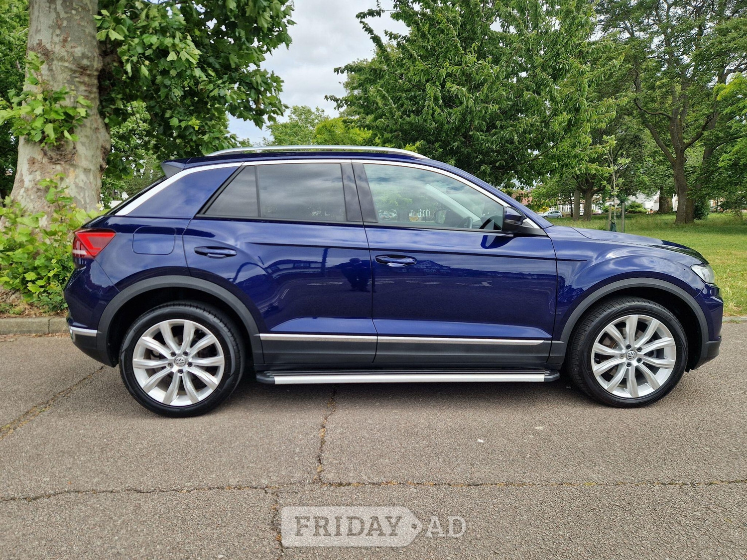 Volkswagen T-Roc 2018 - Cars in Bexley