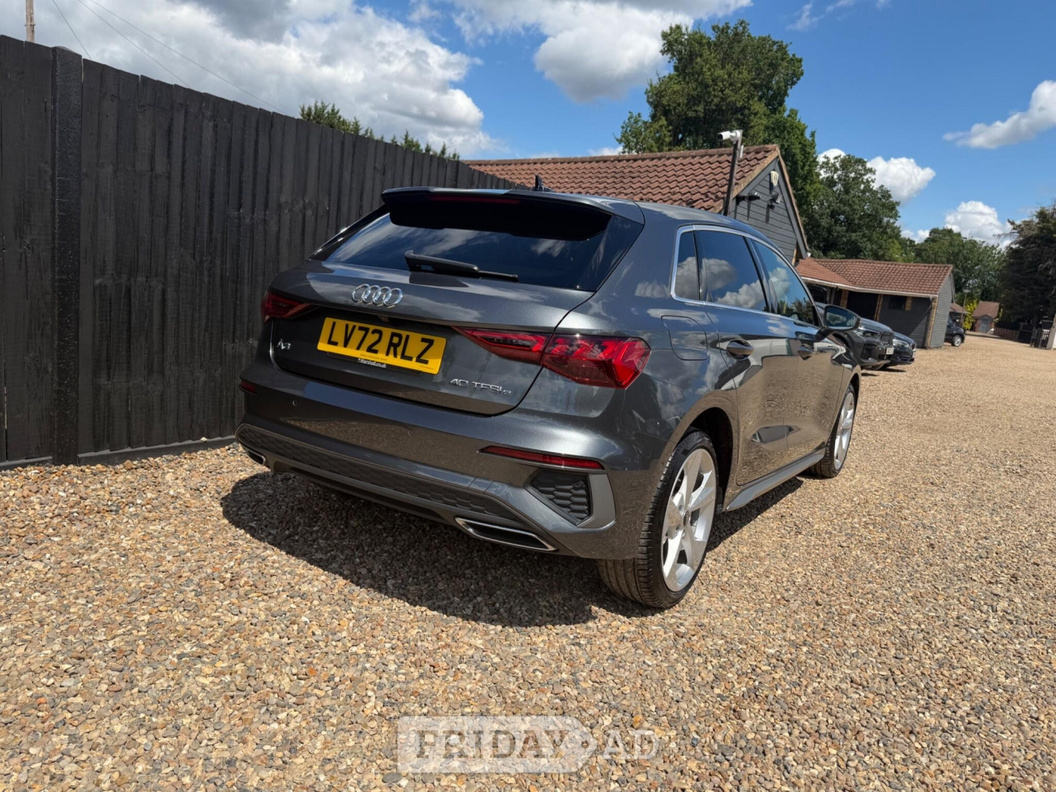 [ berth ]Audi A3