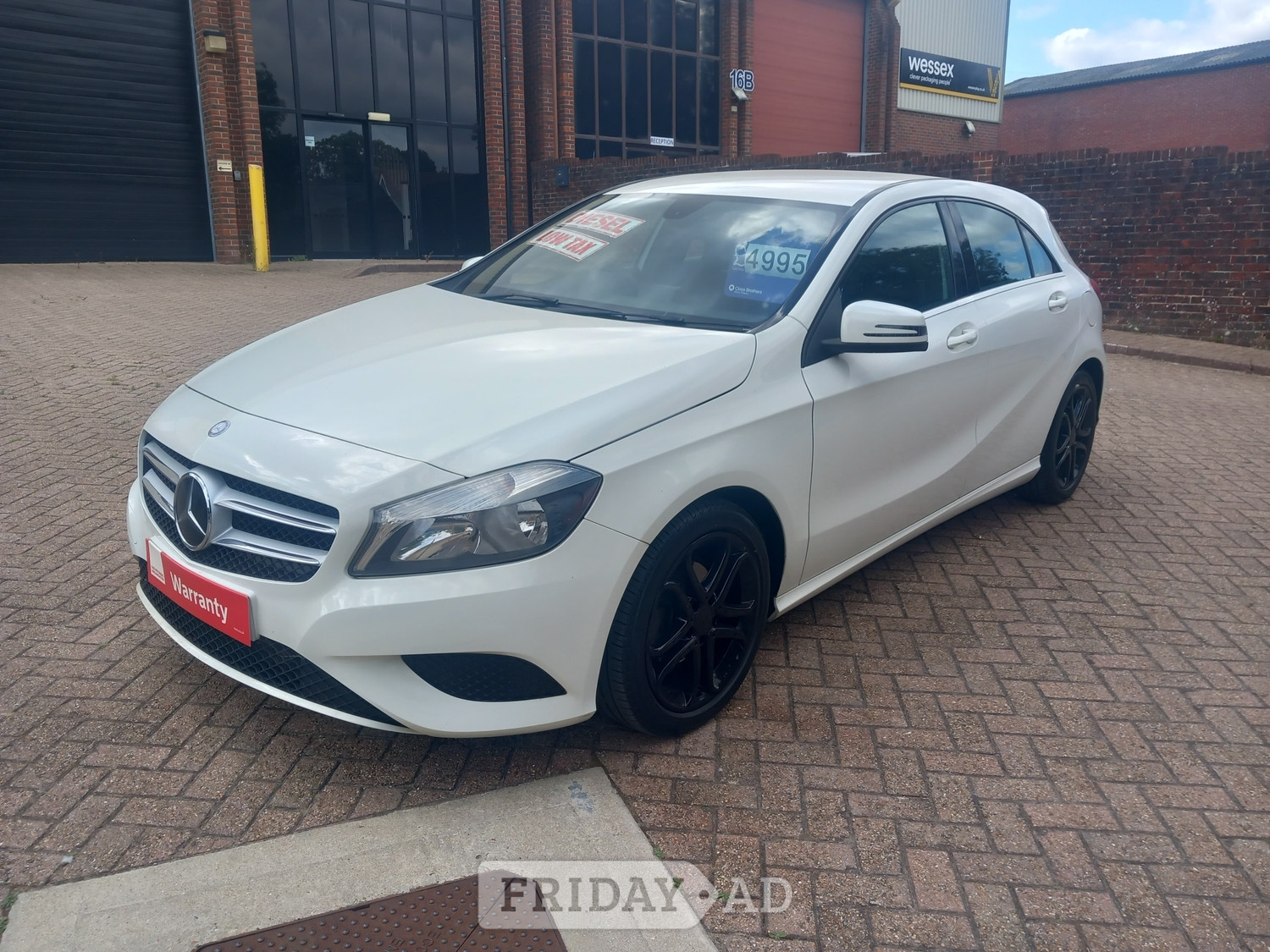 [ berth ]Mercedes-Benz A Class