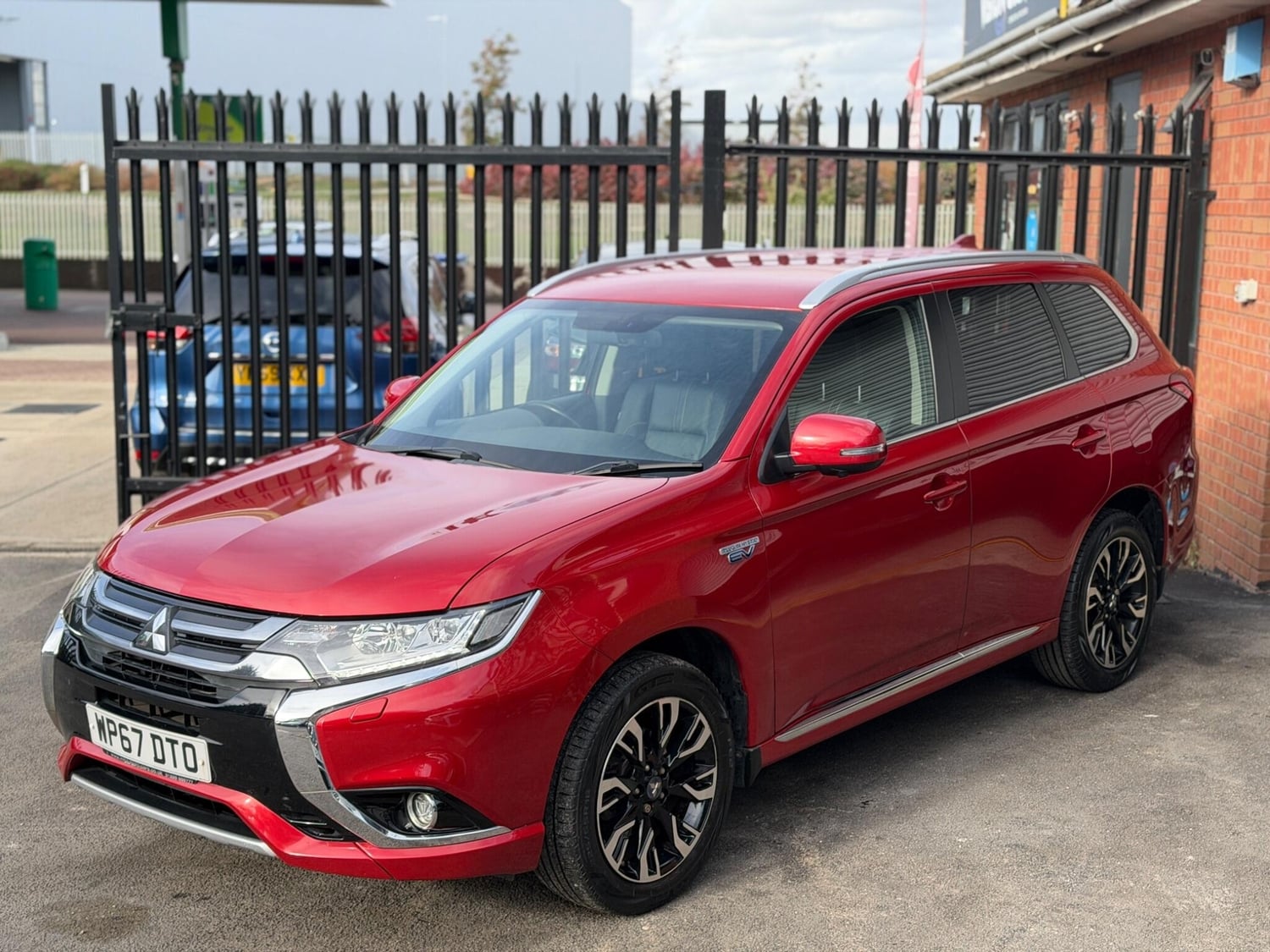 [ berth ]Mitsubishi Outlander