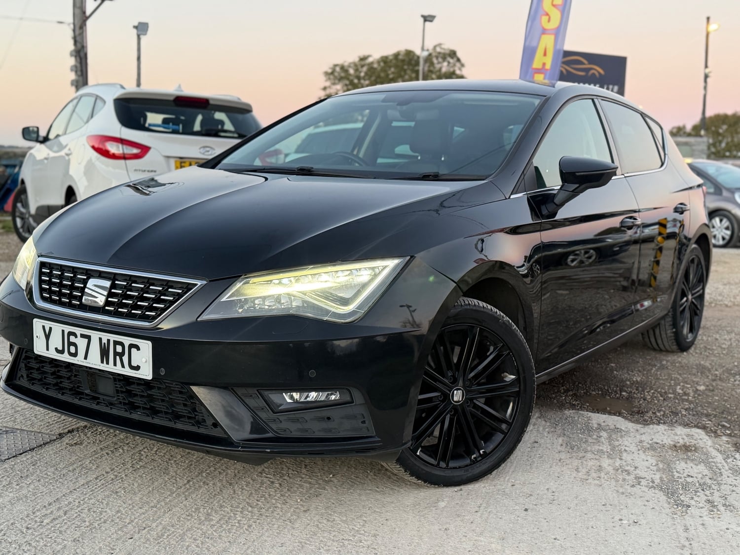 [ berth ]SEAT Leon