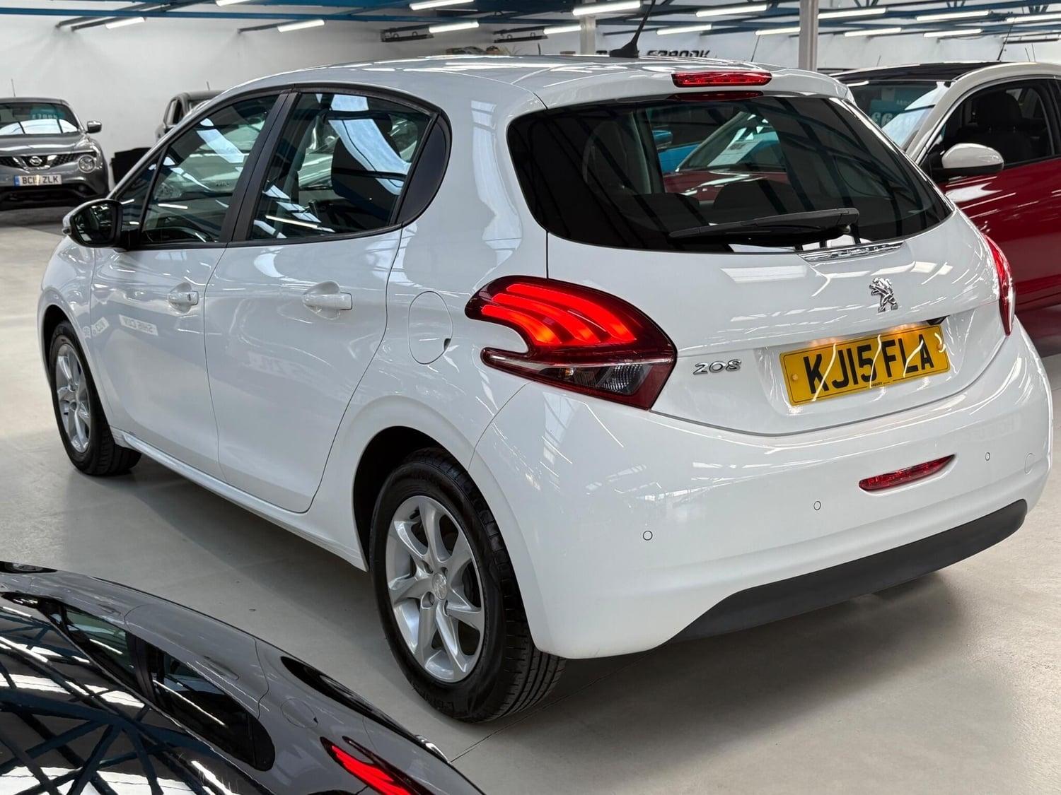 Peugeot 208 2015 - Cars in Bolton