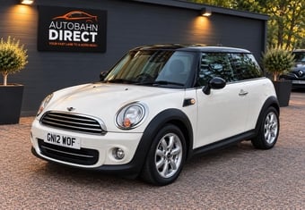 Mini Hatch 2012