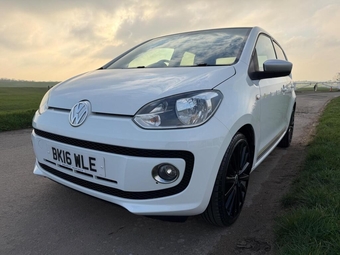 Volkswagen UP! 2016