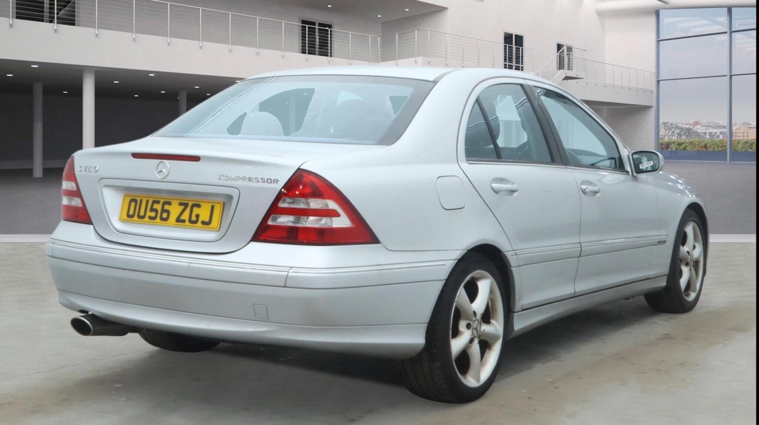 Mercedes-Benz C Class 2006 - Cars in Kingston Upon Thames