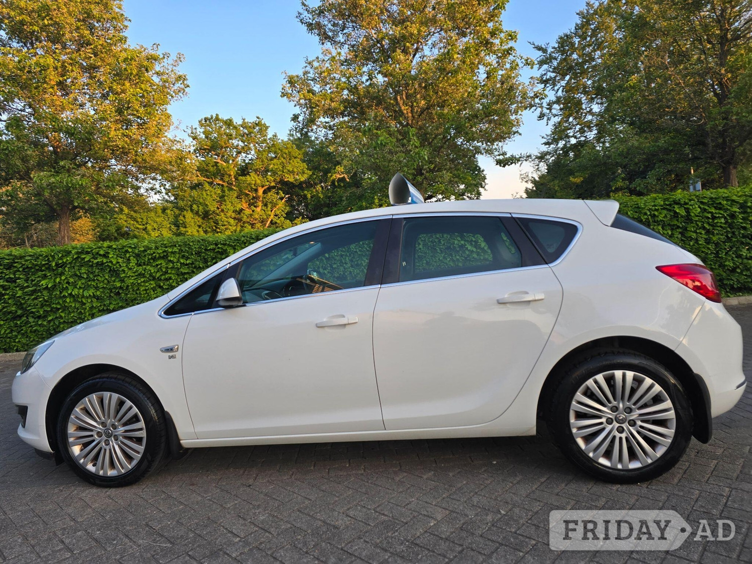 Vauxhall Astra 2015 - Cars in Camberley