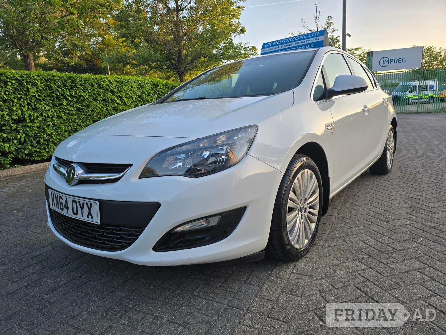 Vauxhall Astra 2015 in Camberley