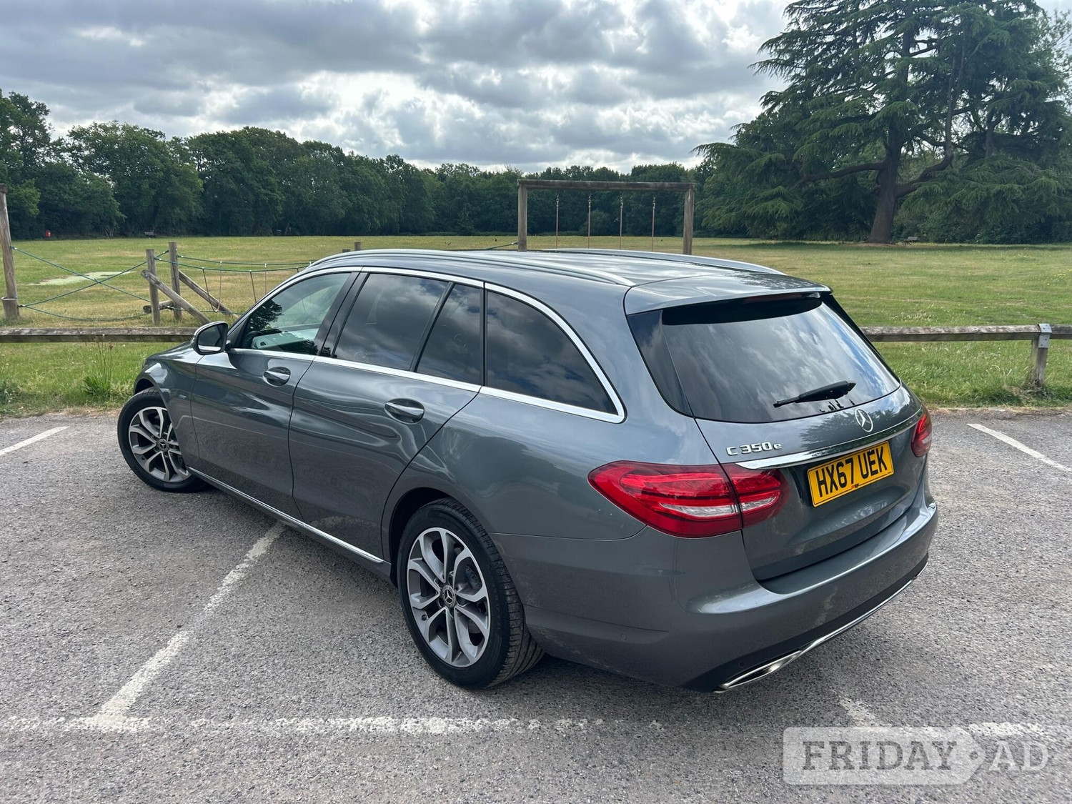 Mercedes-Benz C Class 2017 - Cars in Chertsey