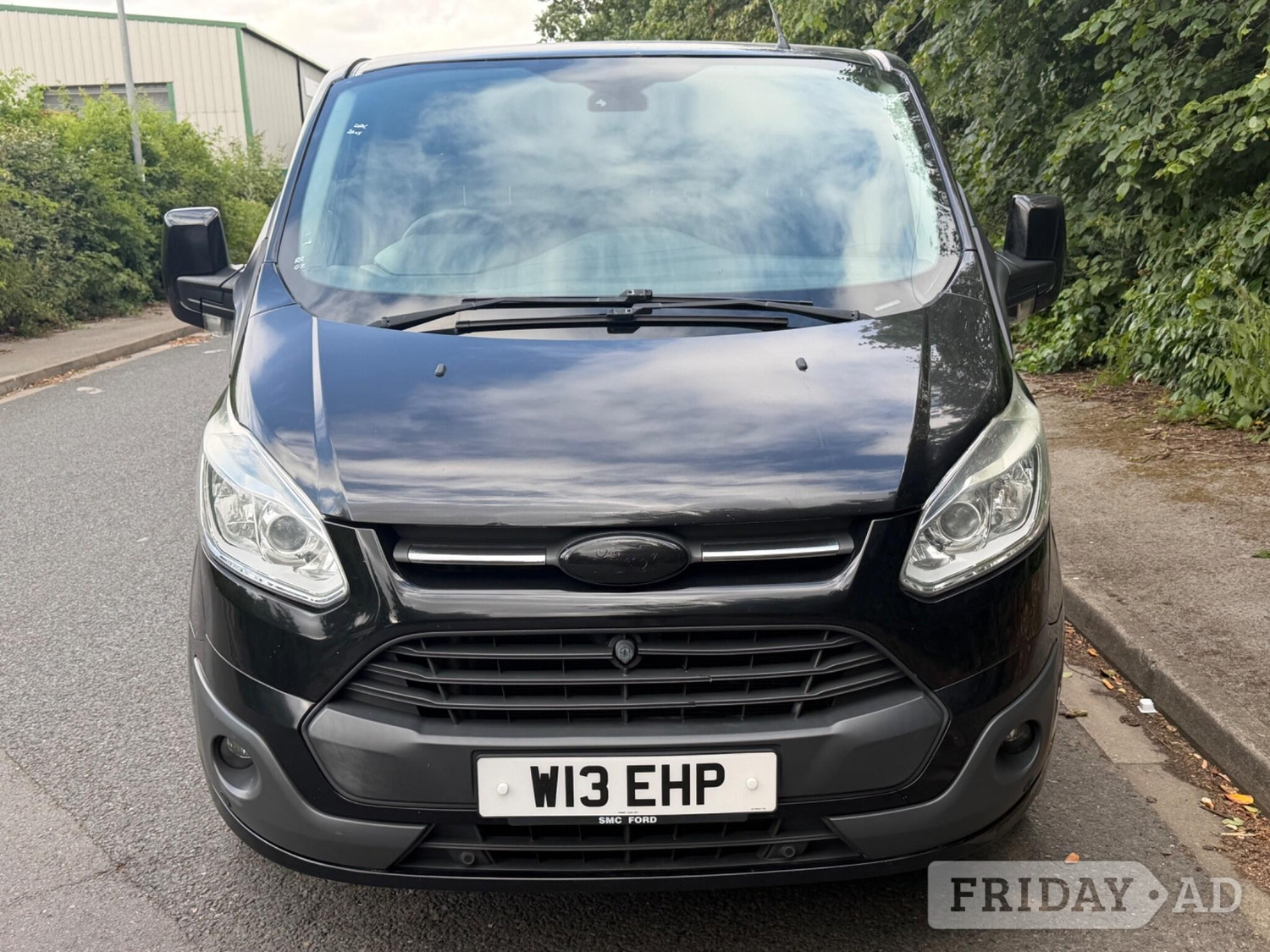 [ berth ]Ford Transit Custom