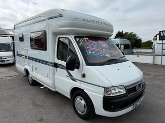 Auto-Trail Tracker EKS Lo-Line 2006
