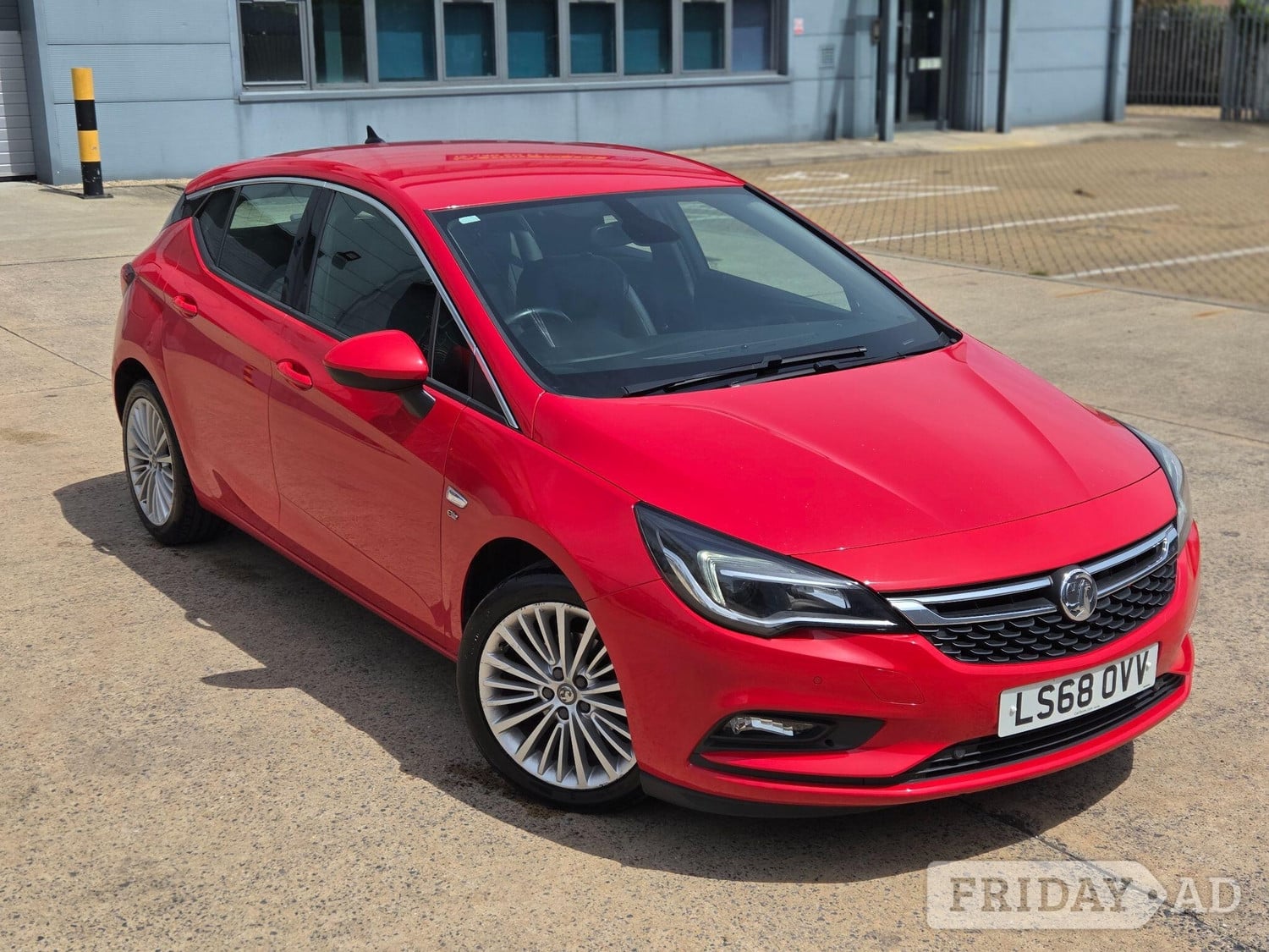 Vauxhall Astra 2018 in Slough