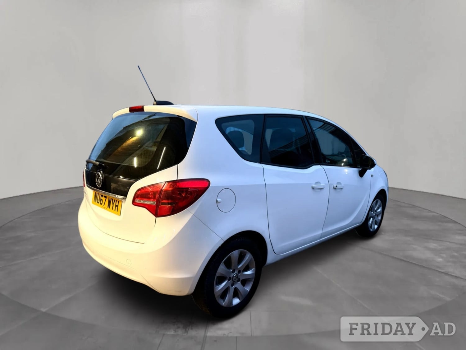 Vauxhall Meriva 2017 - Cars in Middlesbrough