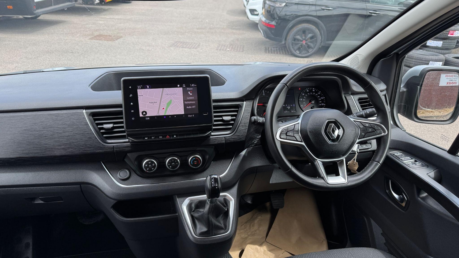 [ berth ]Renault Trafic