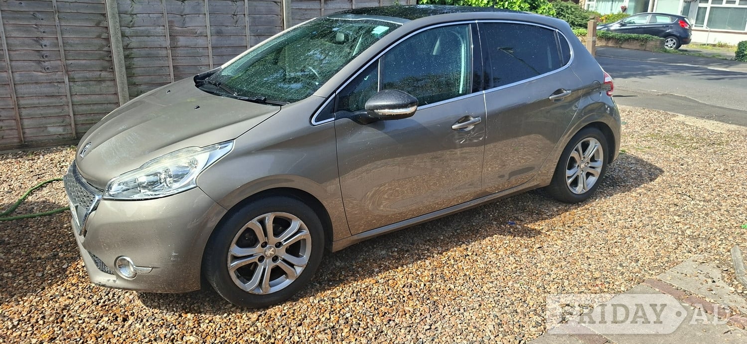 Peugeot 208 Sutton
