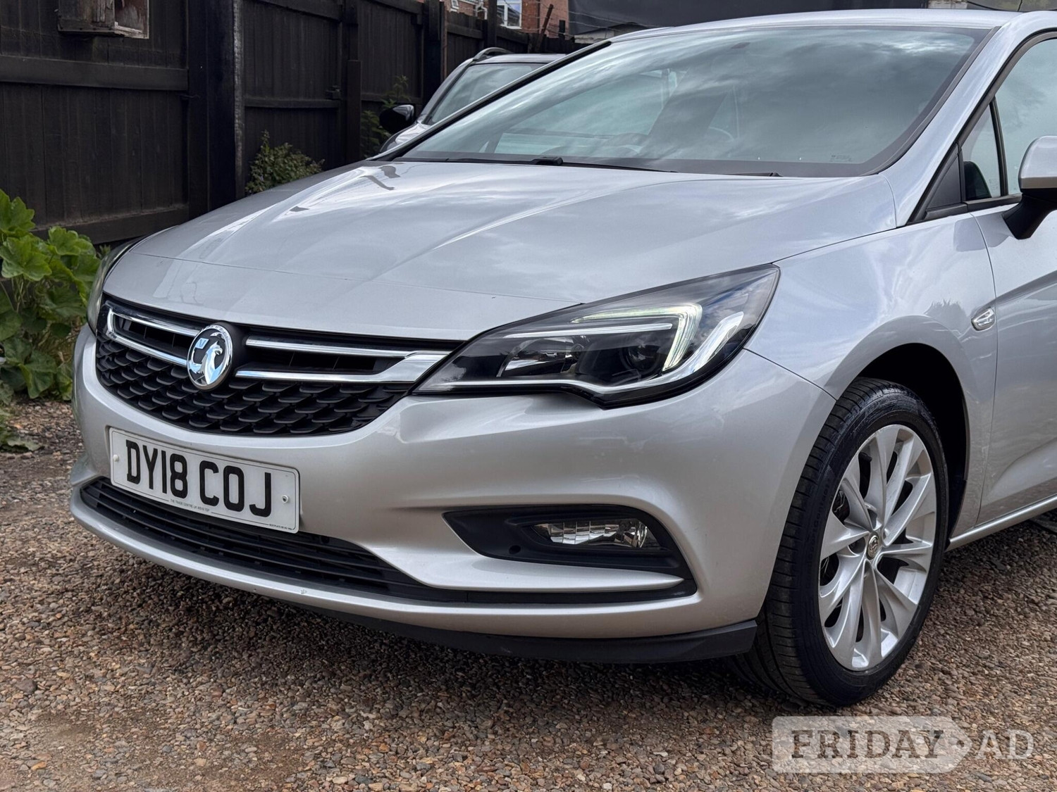 [ berth ]Vauxhall Astra