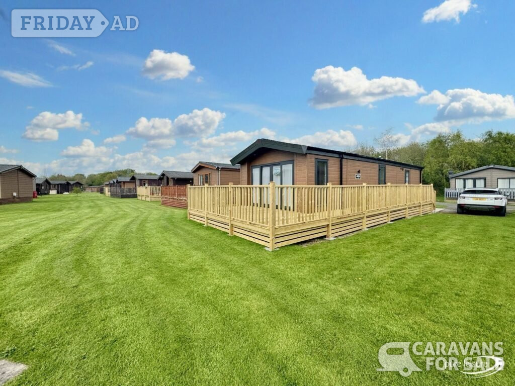 Magnificent 2-bedroom lodge on gateway to lakes.   in Carnforth