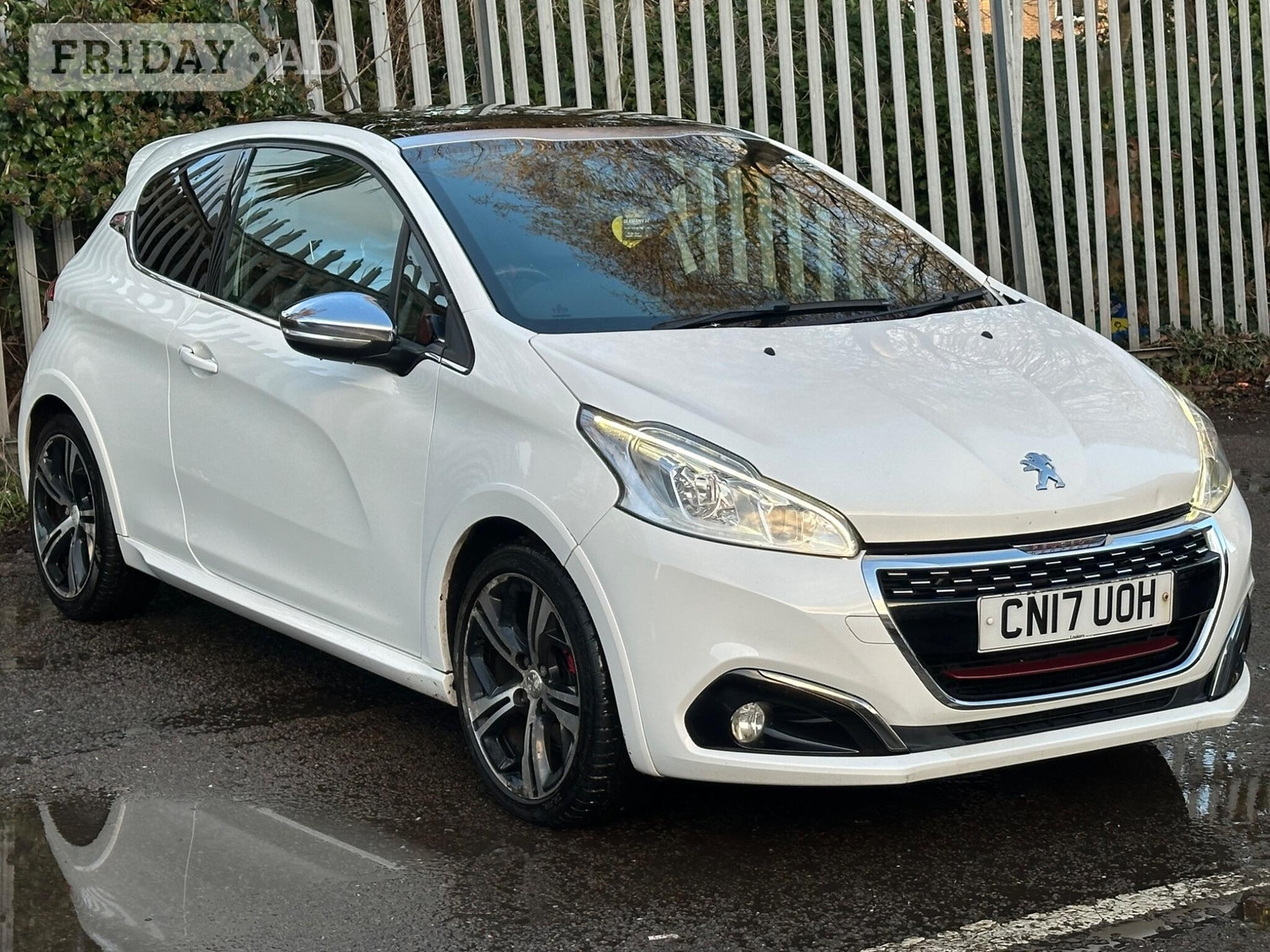 Peugeot 208 2017 in Cardiff