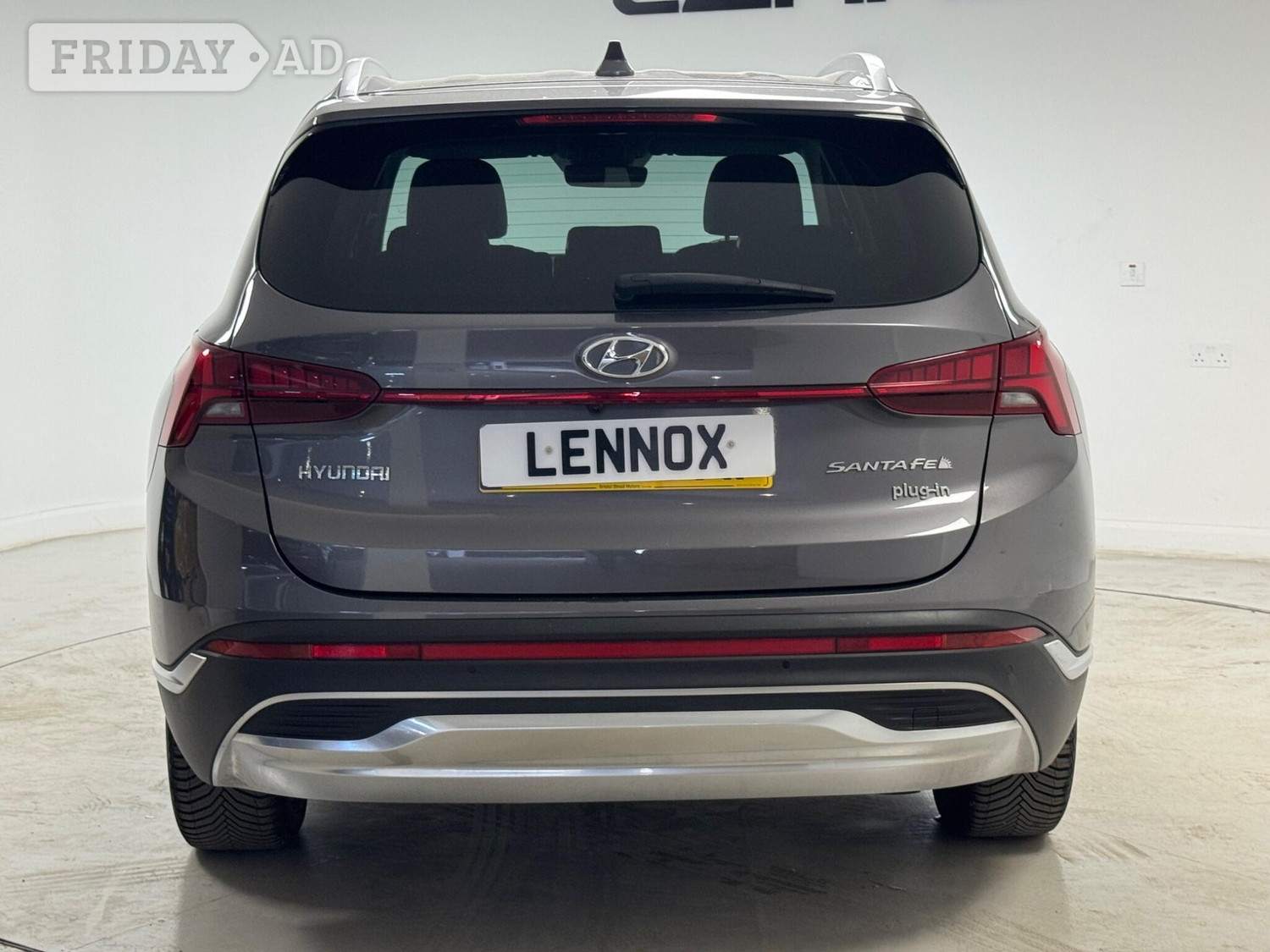 Hyundai Santa Fe 2023 - Cars