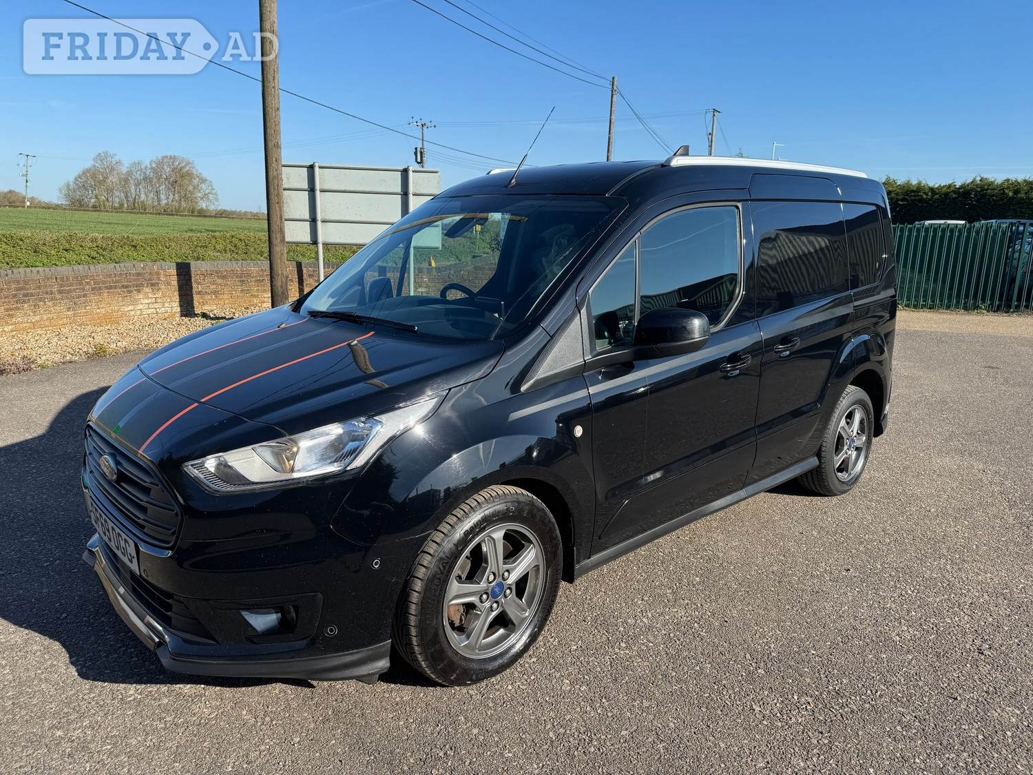 [ berth ]Ford Transit Connect