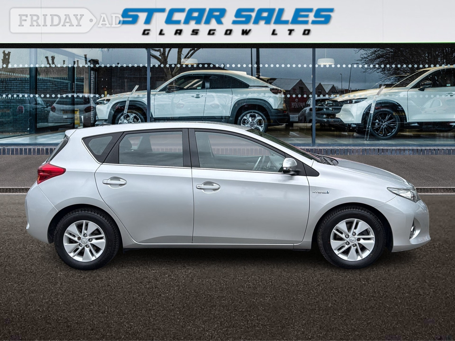 Toyota Auris 2015 - Cars