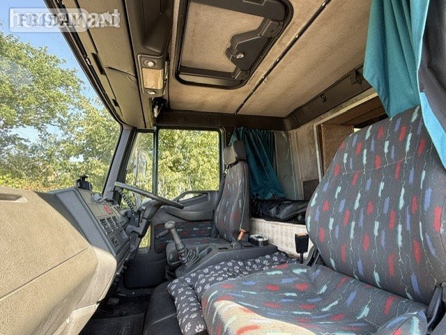 Solitaire Professional  Iveco Eurocargo Horsebox - Trailers & Horseboxes
