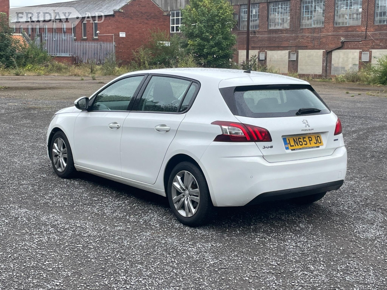 [ berth ]Peugeot 308
