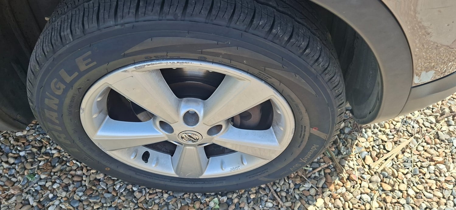 Nissan Qashqai+2 2009 - Cars in Sutton