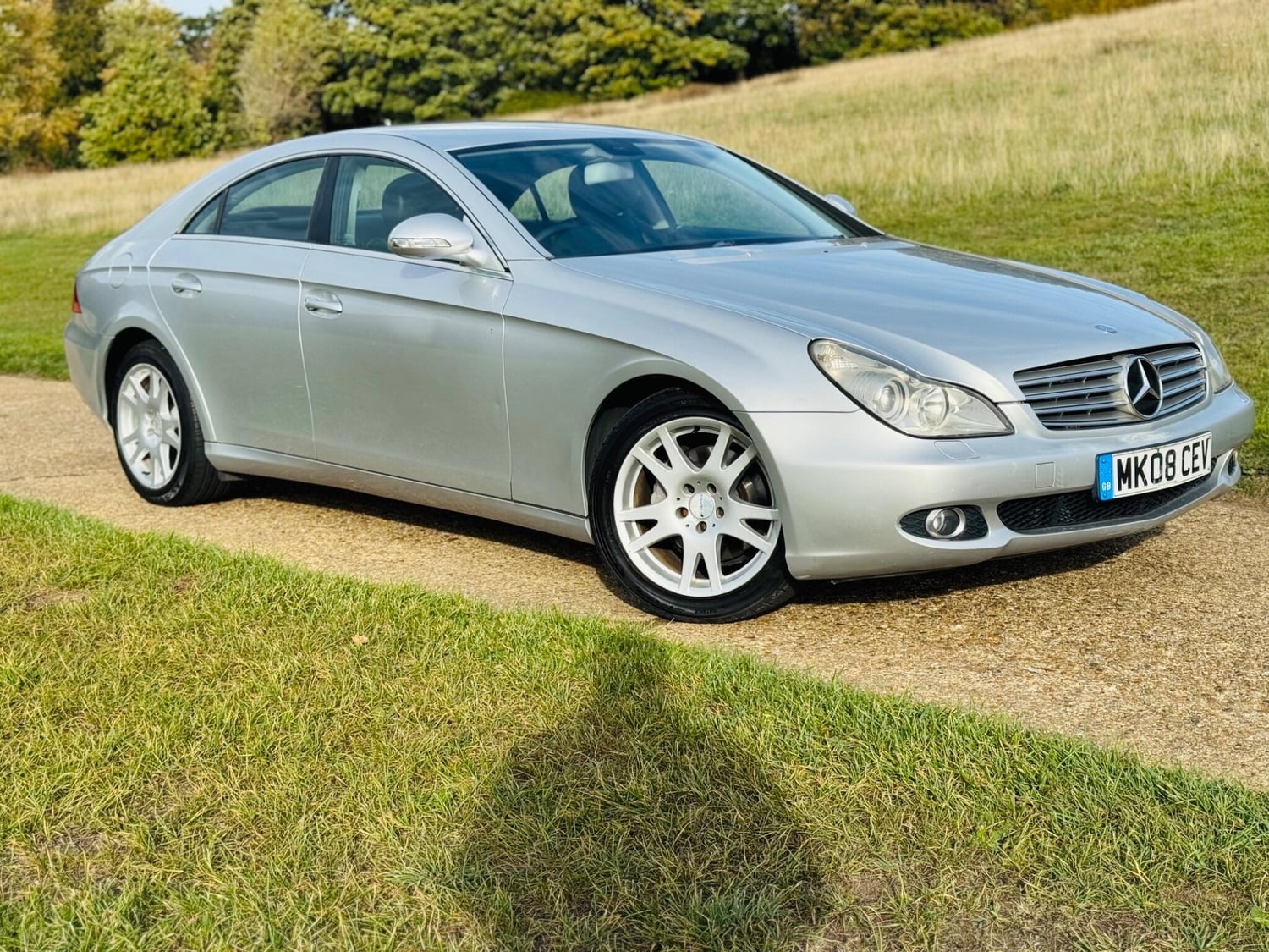 [ berth ]Mercedes-Benz CLS Class