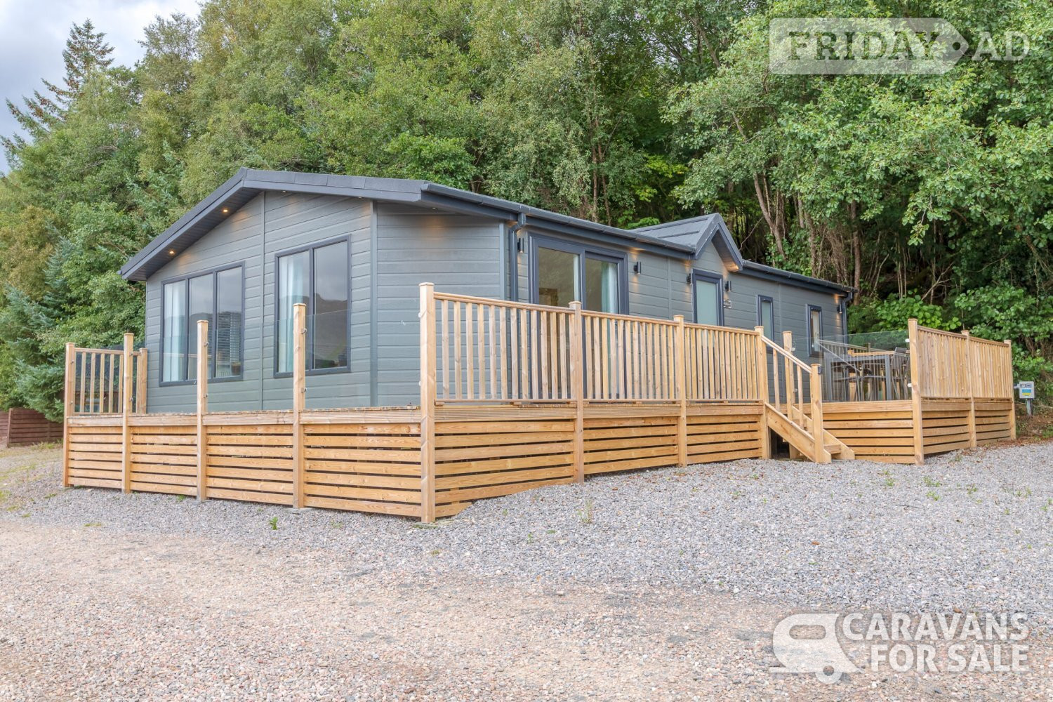 Luxury 2bed Lakeland Kenmore Lodge on the shore of Loch Ness