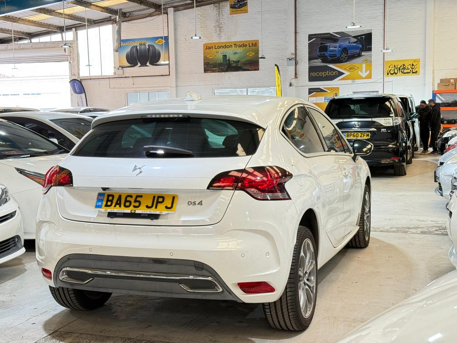 [ berth ]Citroen DS4