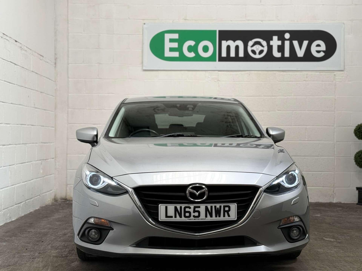Mazda 3 2015 - Cars