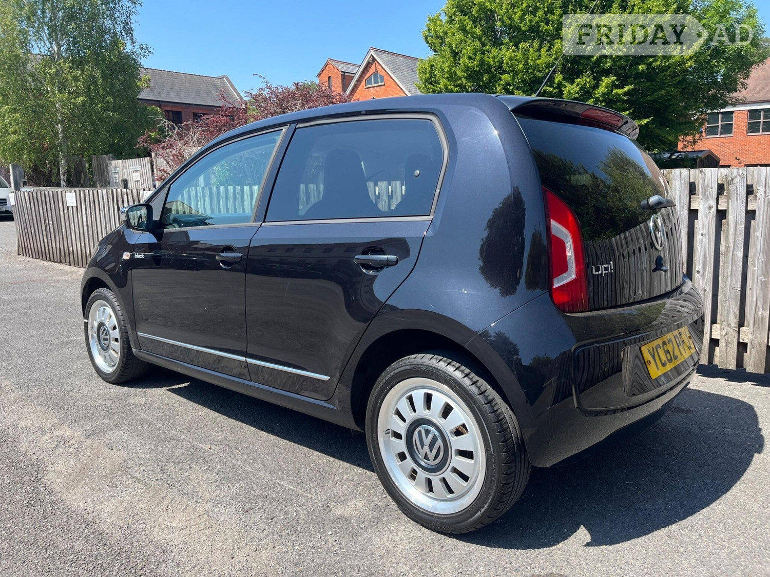 [ berth ]Volkswagen Up