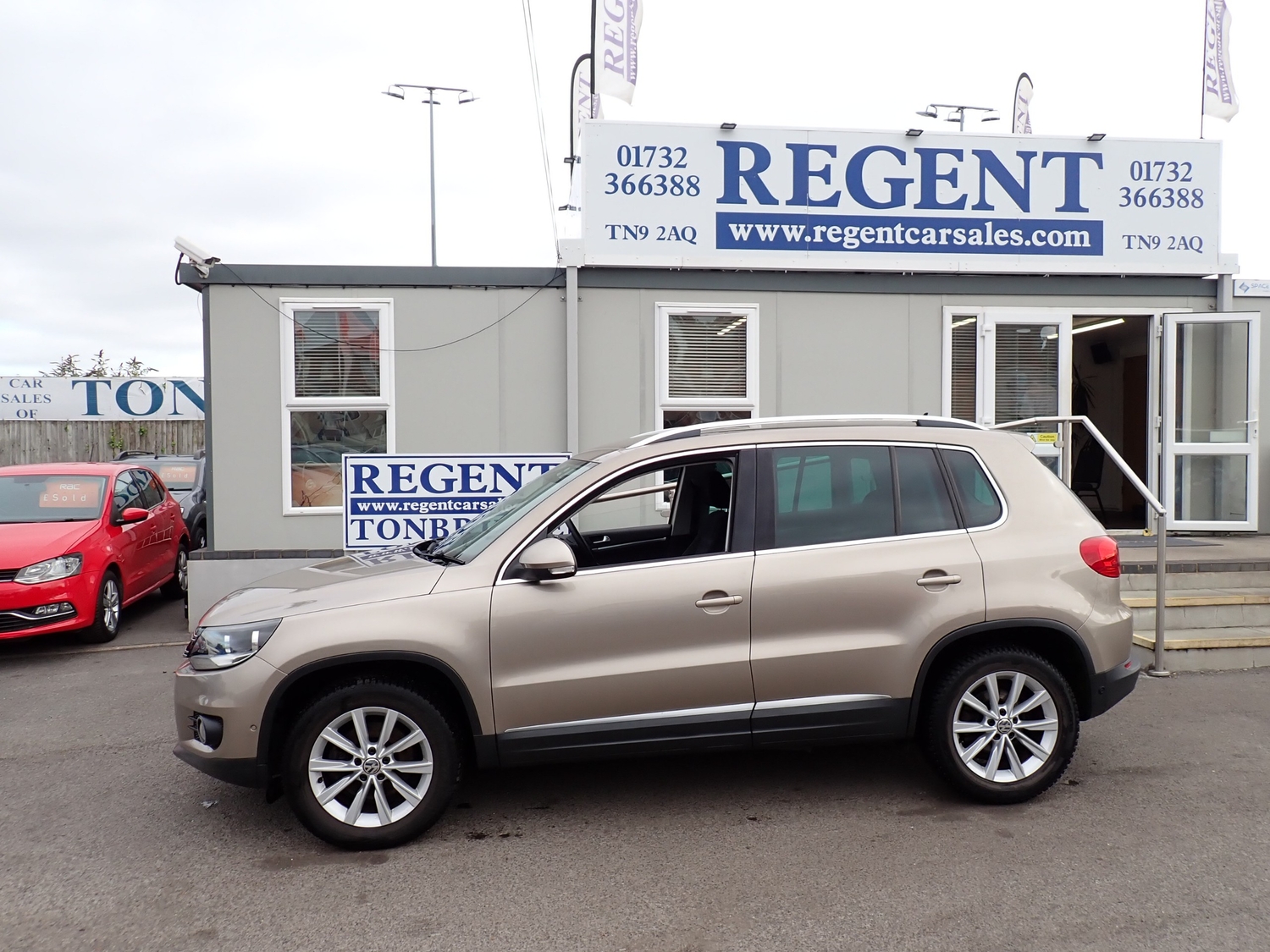 Volkswagen Tiguan 2013 - Cars