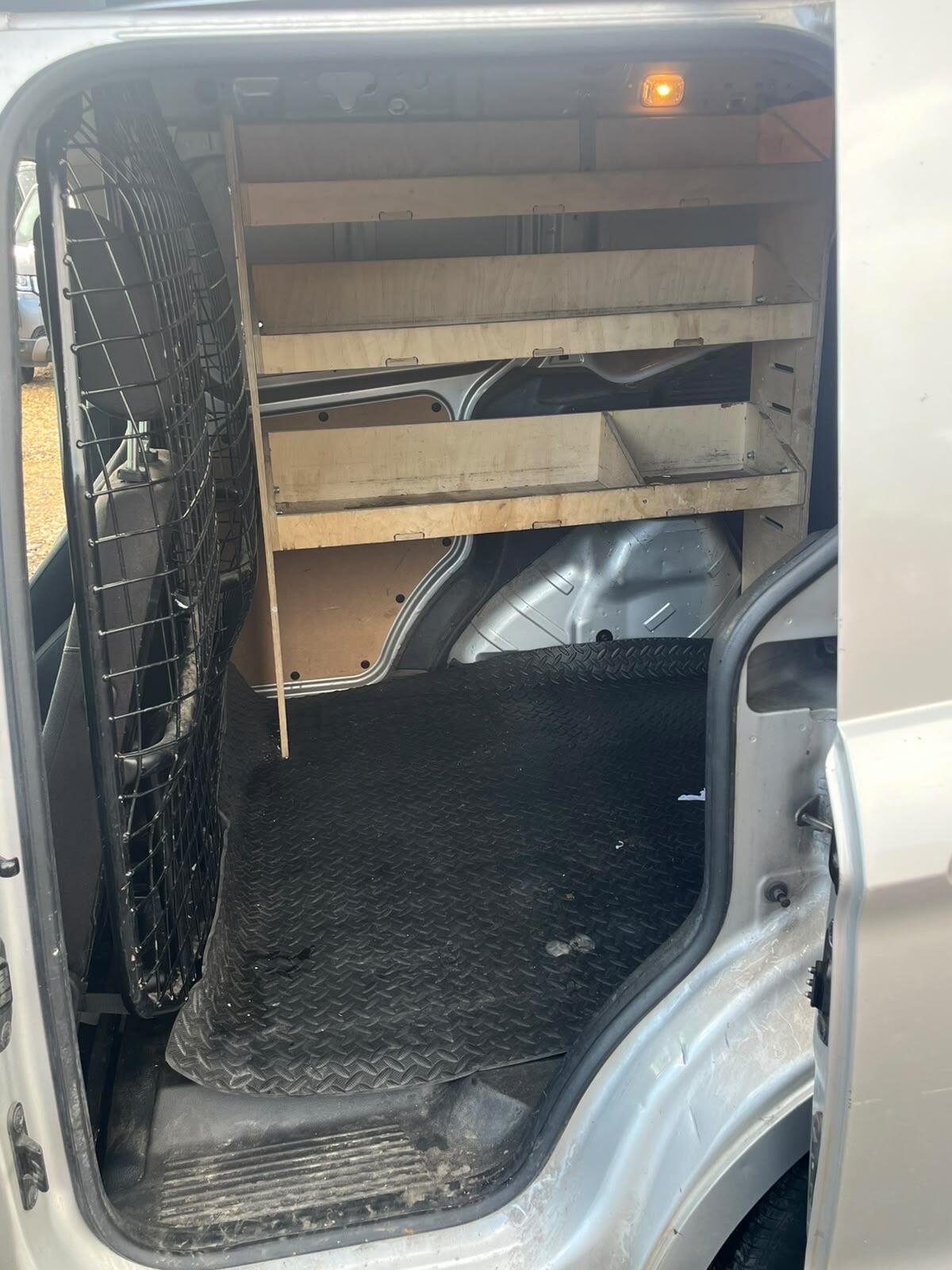 Ford Transit Courier 2014 - Vans & Commercial Vehicles
