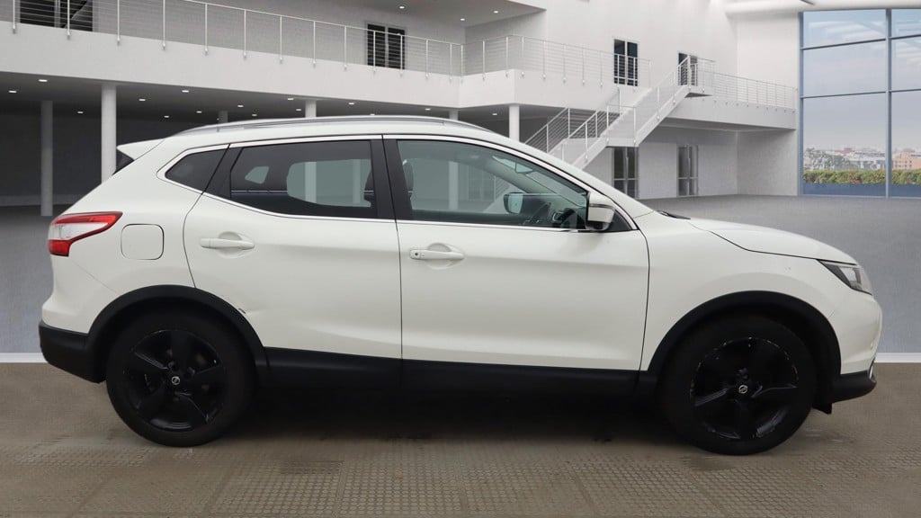 Nissan Qashqai 2014 - Cars