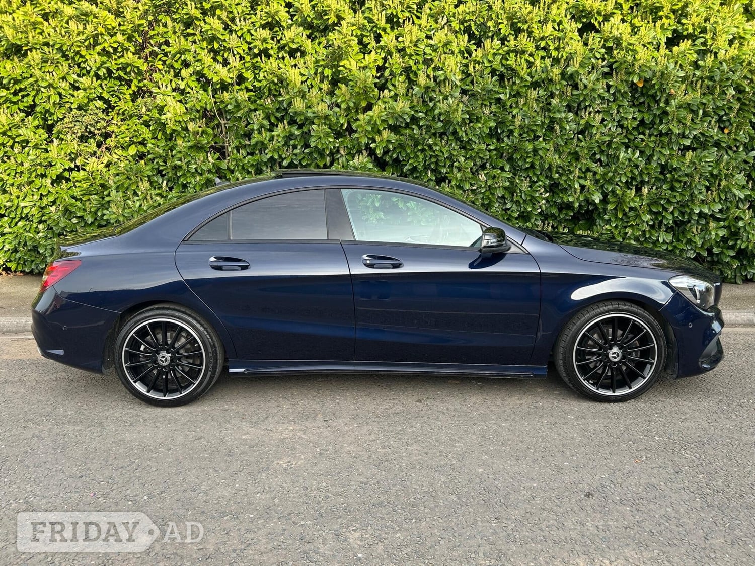 [ berth ]Mercedes-Benz CLA Class