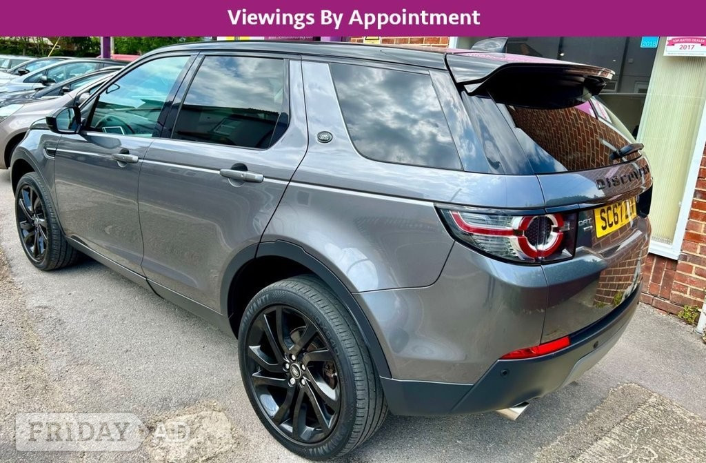 [ berth ]Land Rover Discovery Sport