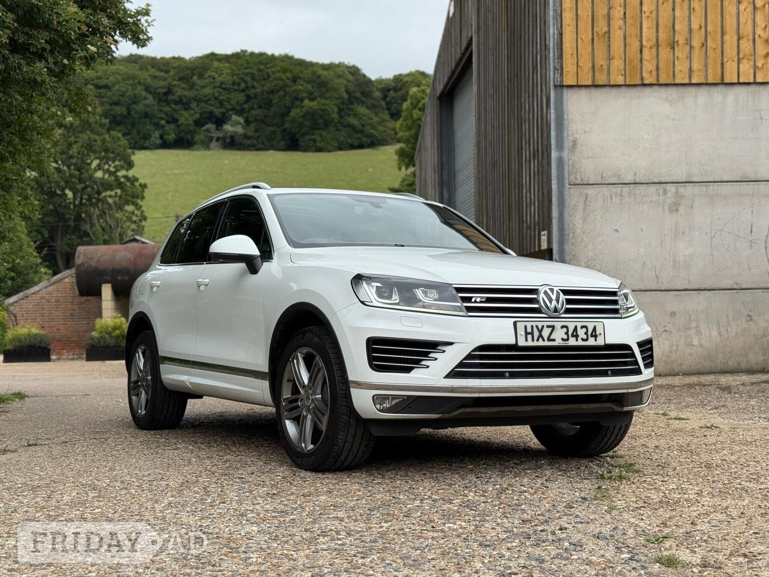 Volkswagen Touareg 2015 in Upper North Dean